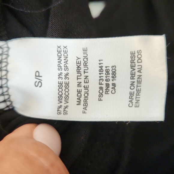 mark. Women's Black Scoop Neck Tunic Top Size S - Picture 8 of 9